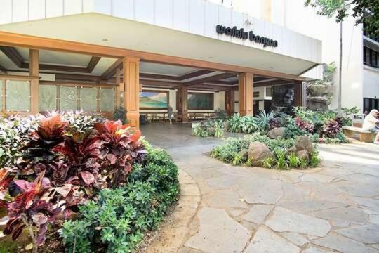 Beautifully Renovated 32Nd Floor Deluxe Ocean View Waikiki Condo Condo Honolulu Eksteriør billede